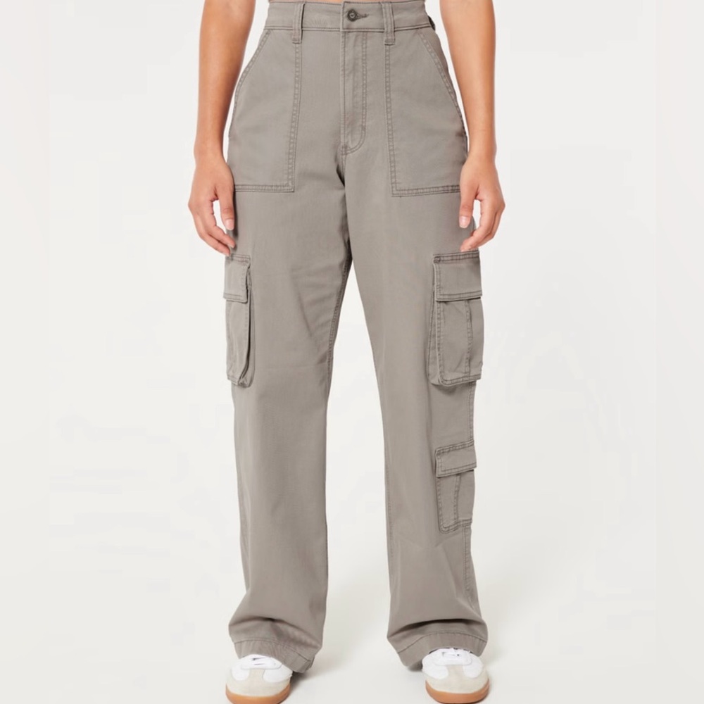 Hollister ultra high rise baggy cargo pants